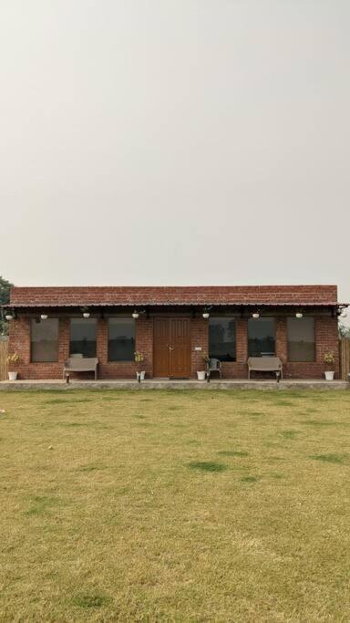 M&M Farm Villa Rohtak Exterior photo